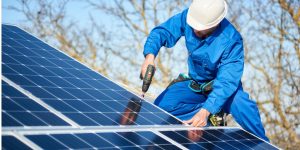 Installation Maintenance Panneaux Solaires Photovoltaïques à Heugueville-sur-Sienne